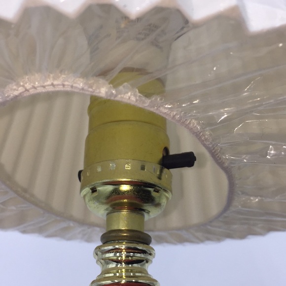 Rare Vintage 1982 Raggedy Ann Nursery or Child's Table Lamp With Shade 15” - Picture 8 of 15